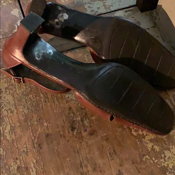 Naturalizer Shoes - Picture 4 of 6